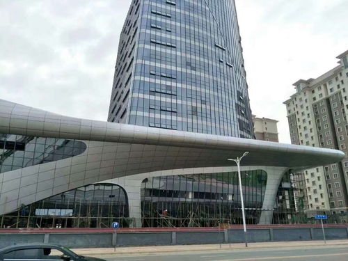 柳江學校鋁單板專業供貨 鋁樂生產打造高品質建筑優選